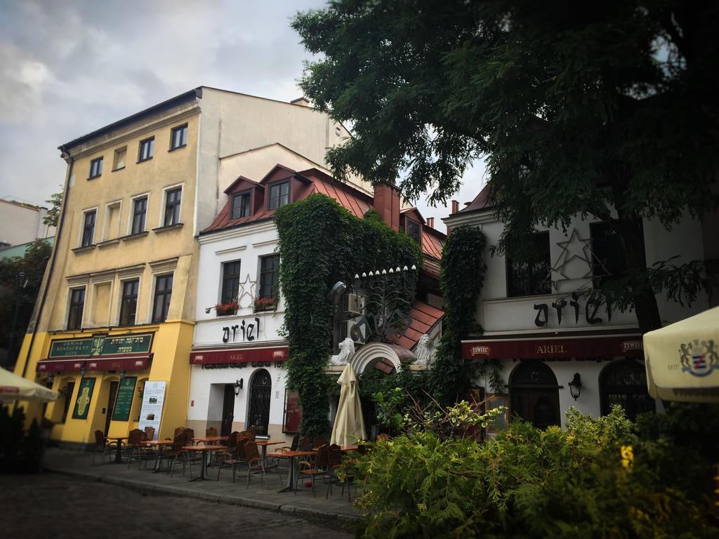 Studio Z Ogrodem Przy Starej Zajezdni Kraków Exteriör bild