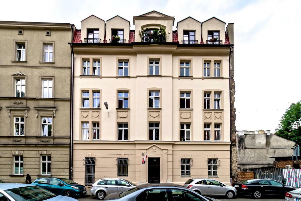 Studio Z Ogrodem Przy Starej Zajezdni Kraków Exteriör bild